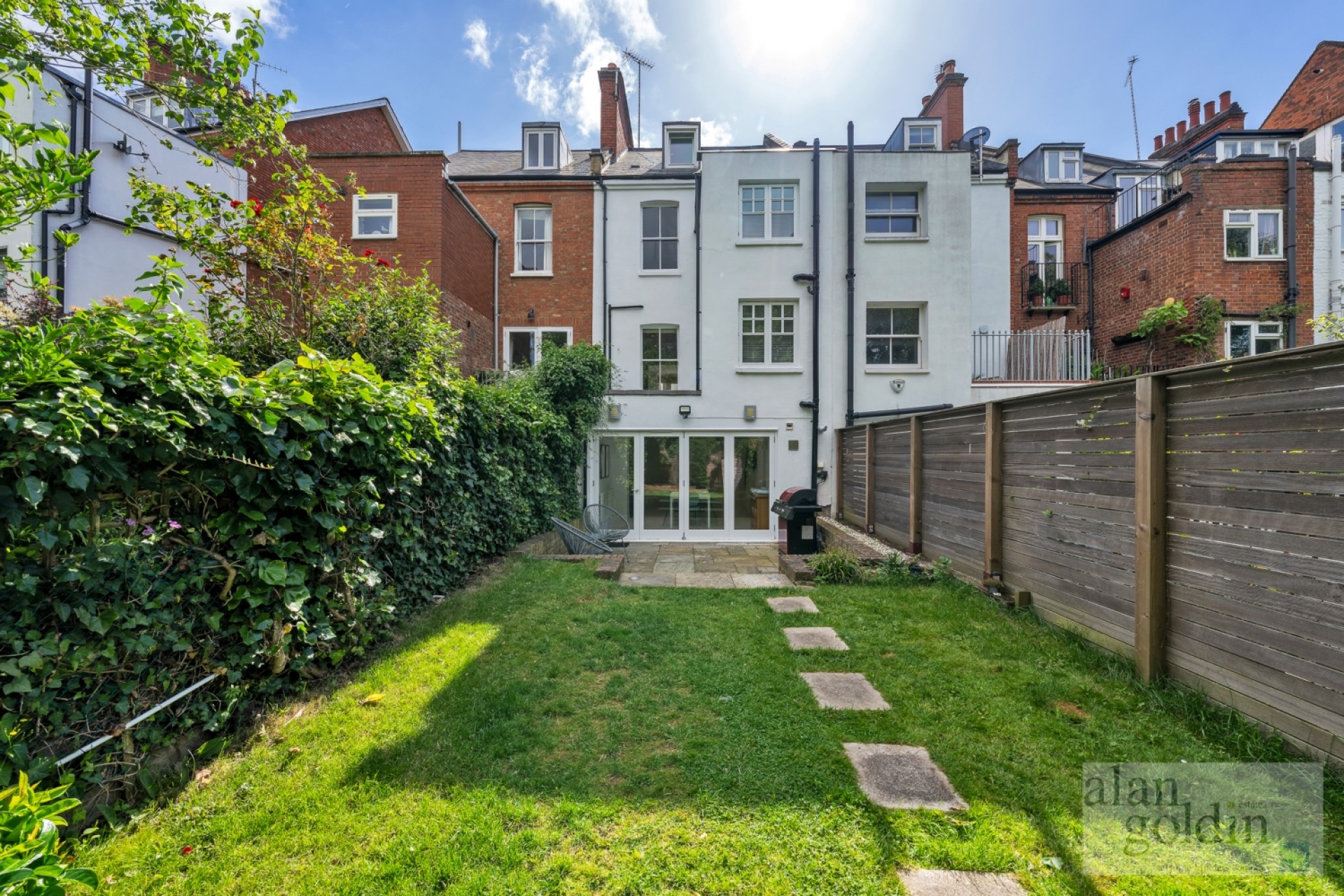 Images for Platts Lane, NW3